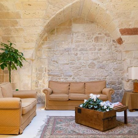Casa Mamma Elvira Panzió Lecce Kültér fotó