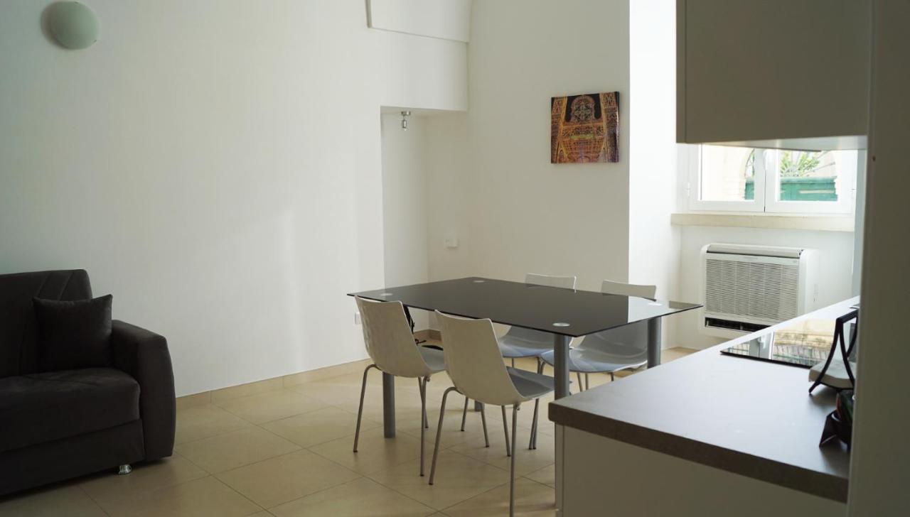 Casa Mamma Elvira Panzió Lecce Kültér fotó